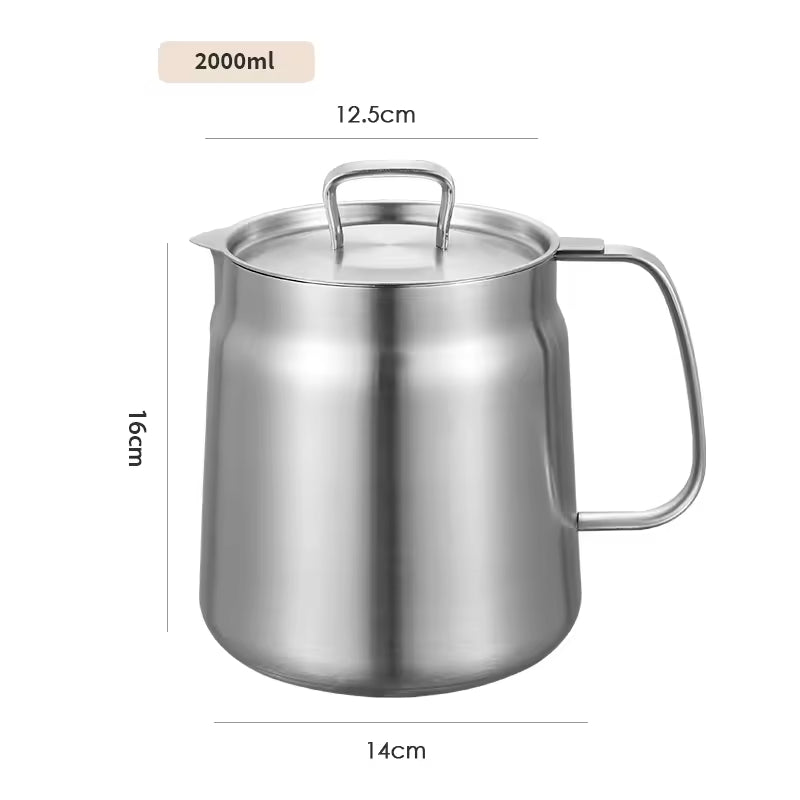 The 2L Oil Keeper & Fine-Mesh Strainer